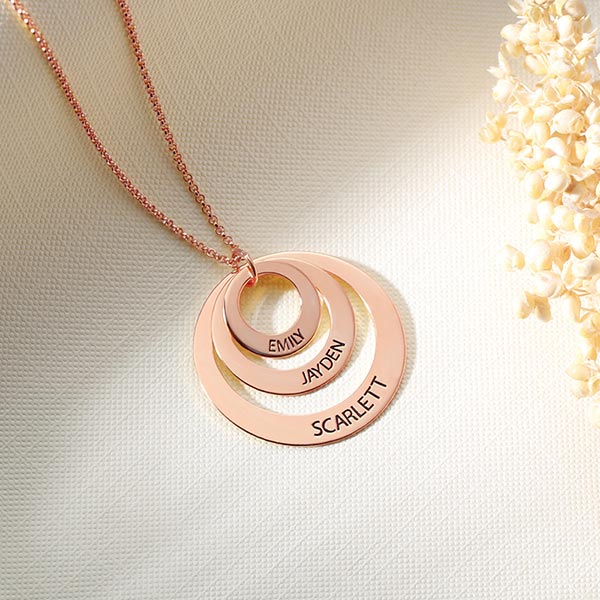 925 Sterling Silver Engraved Three Circle Name Necklace Gift Nameplate Necklace