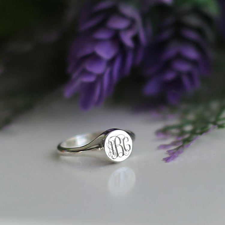 925 Sterling Silver Round Name Ring