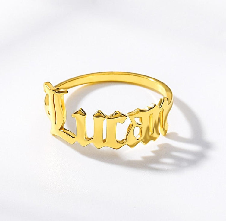 925 Sterling Silver Name Ring In Old English Font