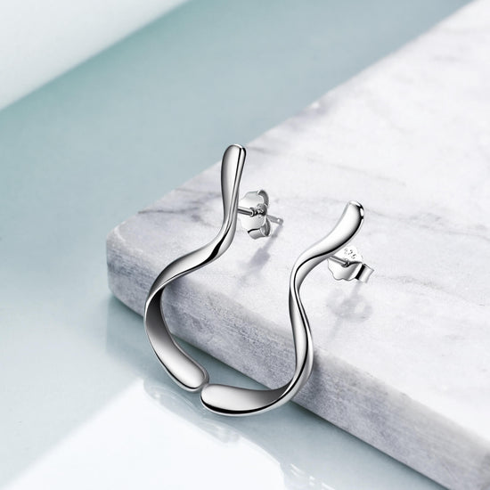 925 Sterling Silver Simple Curved Earrings - onlyone