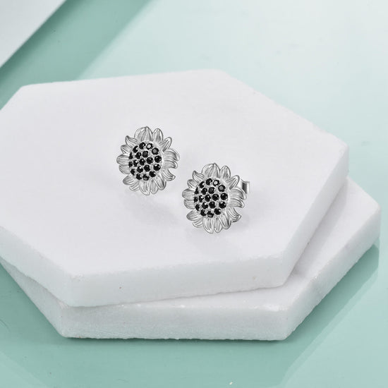 925 Sterling Silver Sunflower Stud Earrings With Zirconia Seed - onlyone