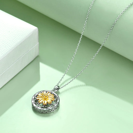 925 Sterling Silver Daisy Necklace - onlyone