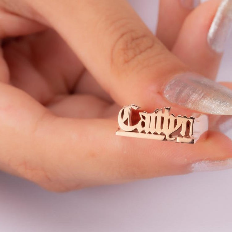 925 Sterling Silver Gothic Name Ring In Old English Font