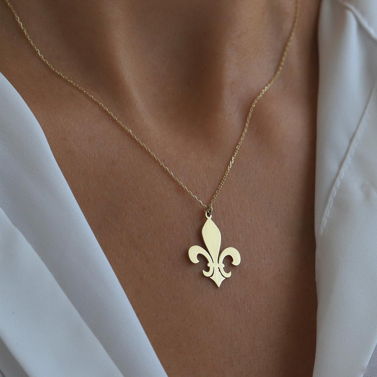 925 Sterling Silver Fleur De Lis Royal Lily Flower Pendant Necklace