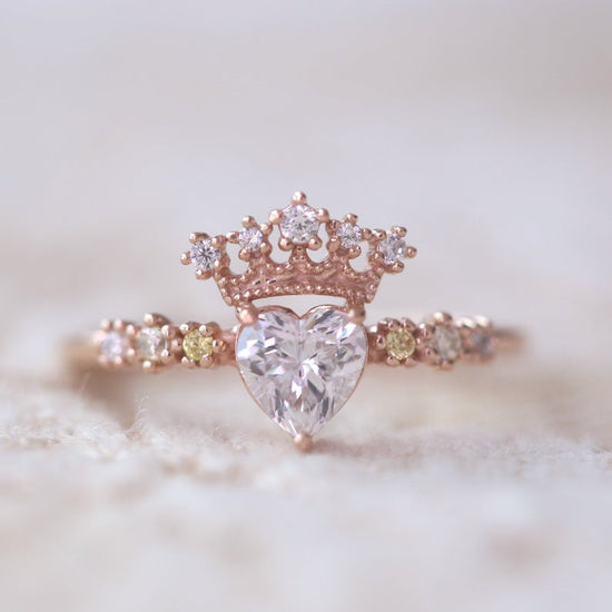 Crown Heart-shaped Birthstone Ring 14K Gold Moissanite Engagement Ring. - onlyone