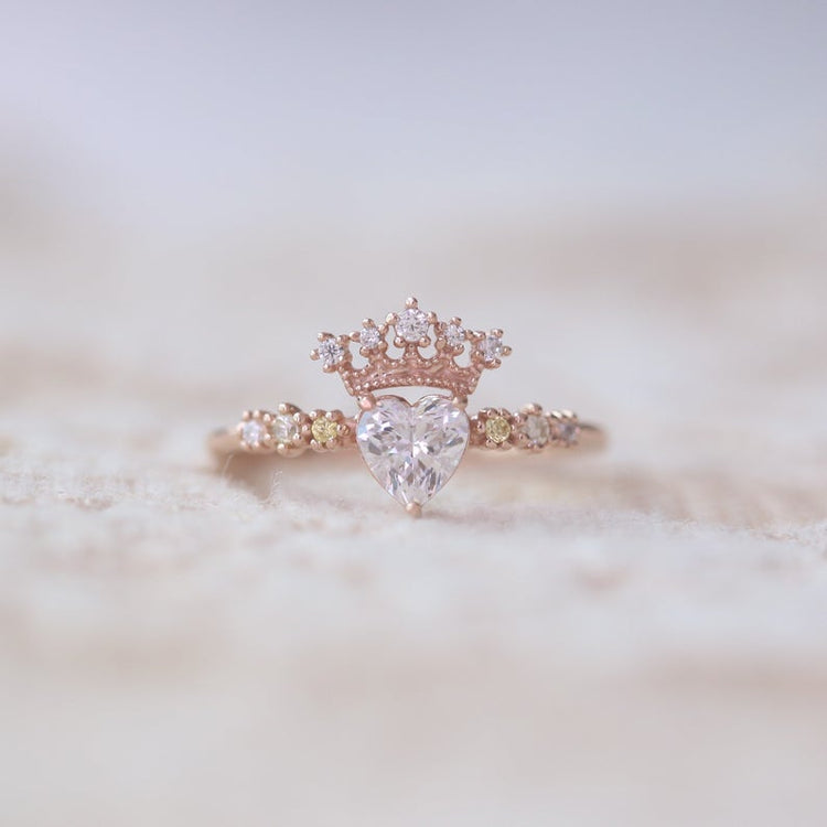 Crown Heart-shaped Birthstone Ring 14K Gold Moissanite Engagement Ring. - onlyone